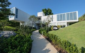 Garden Pod At Gardens By The Bay